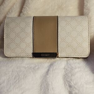 Nine West Cream and Tan Continental Wallet